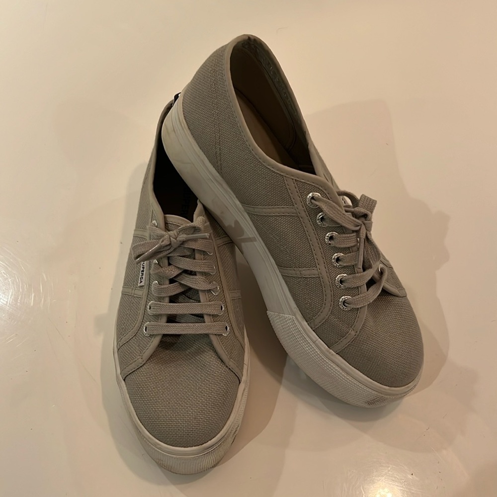 Superga platform sneakers 👟